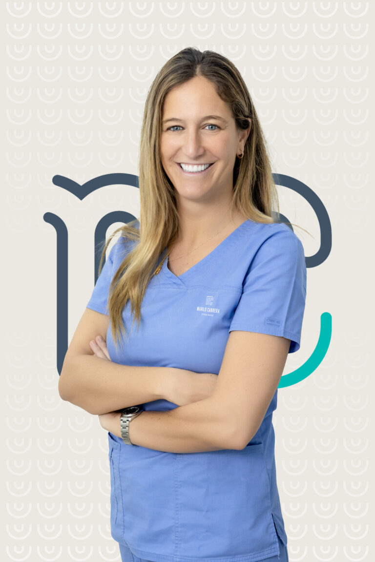 Alejandra Ortodoncista clinica dental malaga